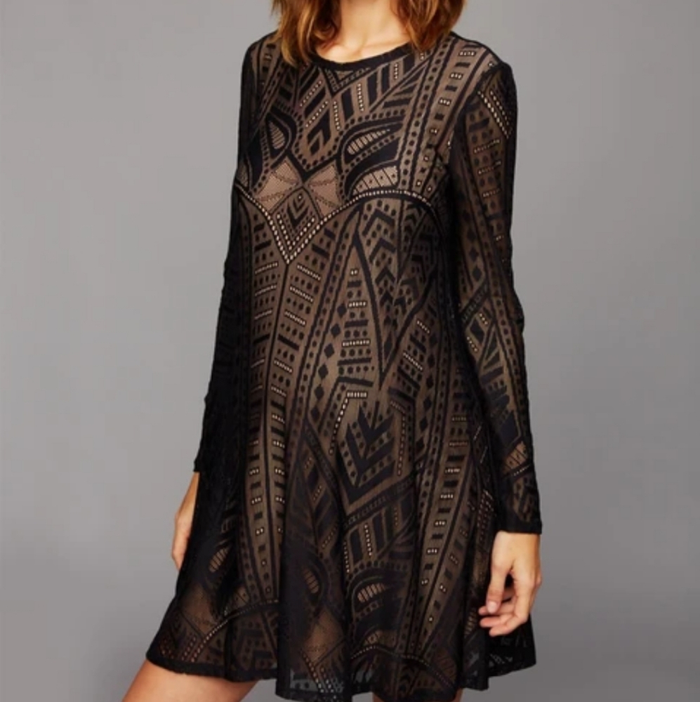 BCBGMaxAzria Maternity dress Large